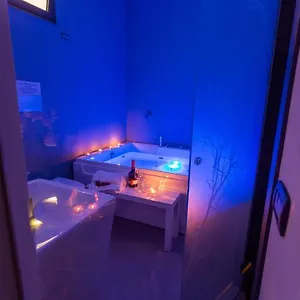 Etnea 208 Luxury Jacuzzi Aeroporto di Catania Fontana Rossa